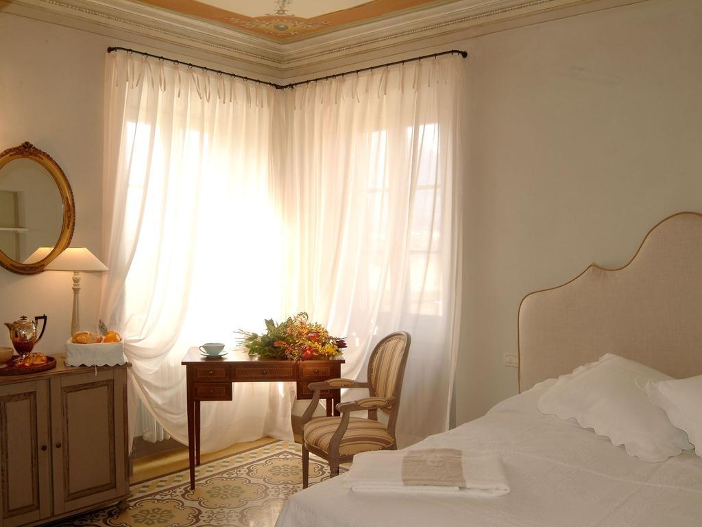 לוקה Hotel Albergo Villa Marta חדר תמונה